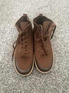 Suavs Brown Knit High-Top Sneakers